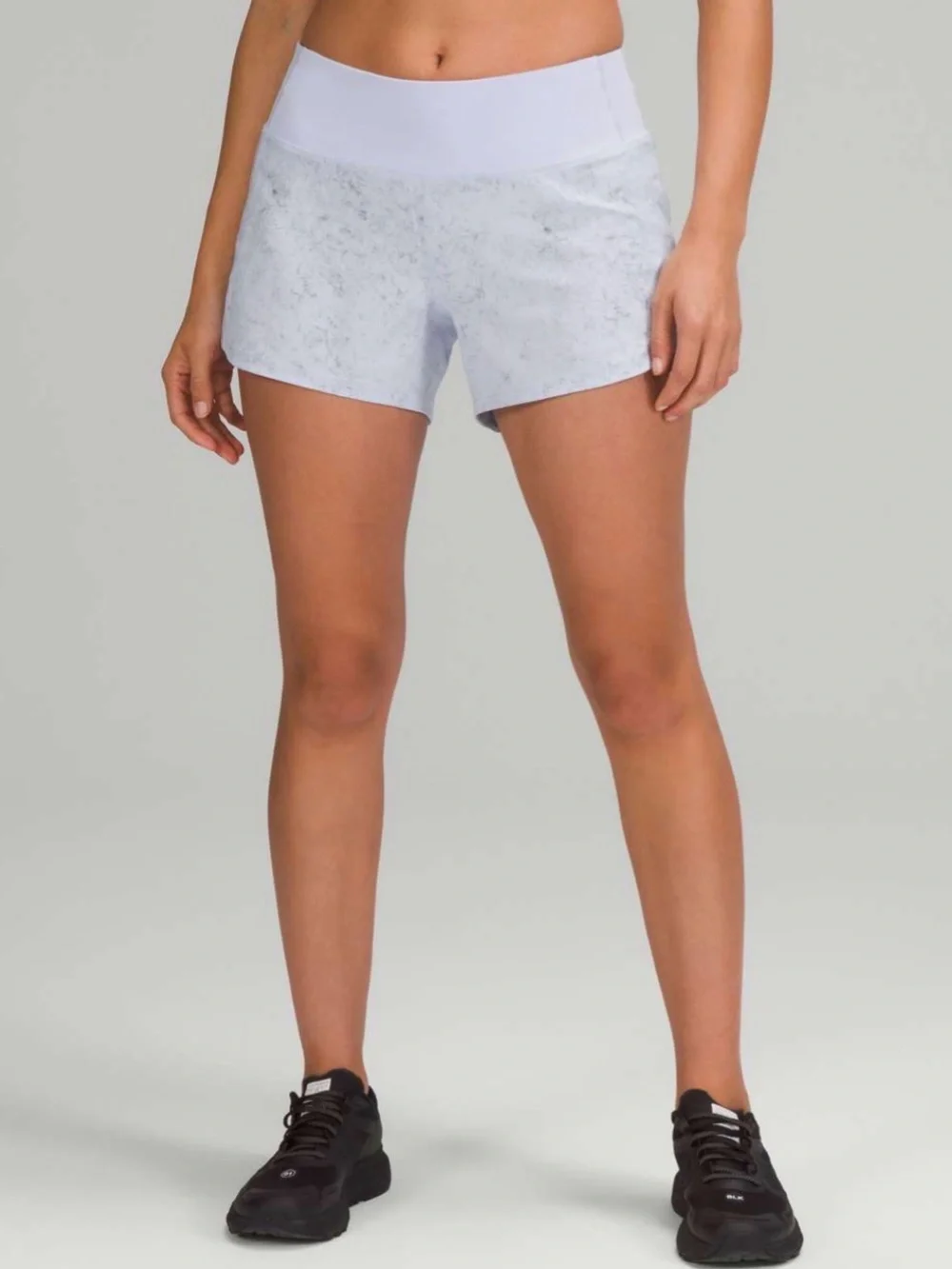Lululemon Speed Up Mid Rise Lined Short 4”